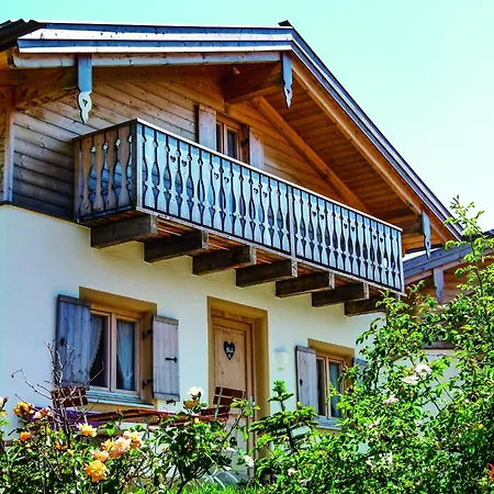Gemuetliches Mit Terrasse Im Vital Camp Hébergement de vacances *