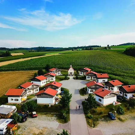 Gemuetliches Mit Terrasse Im Vital Camp * Bayerbach